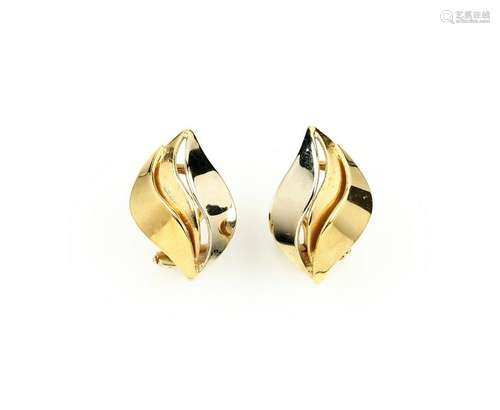 Pair of 18 kt gold earrings