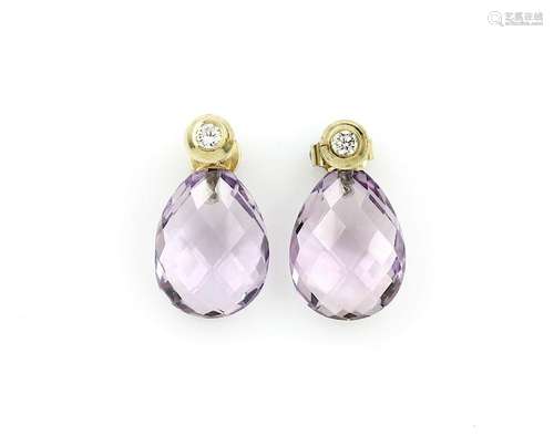 Pair of 14 kt gold earrings with amethysts and