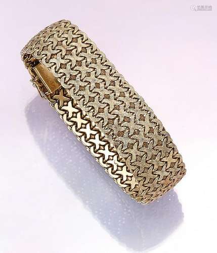 14 kt gold bracelet