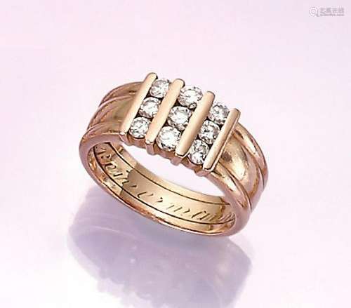 14 kt gold ring with brilliants