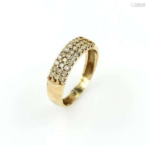 14 kt gold ring with brilliants