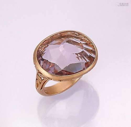 18 kt gold POMELLATO ring with amethyst