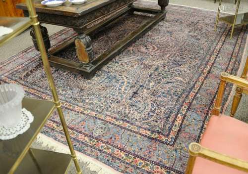 Kirman Oriental Carpet. 8' 9