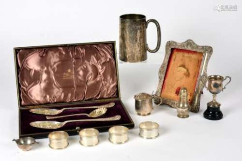 A collection of silver, including a George V pint tankard, a Scottish miniature quaich with