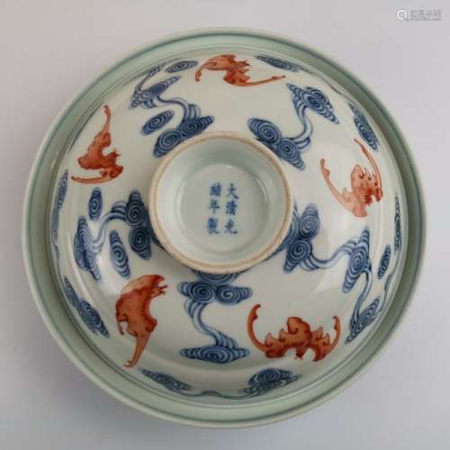 Chinese Qing Dynasty Porcelain Bowl Set