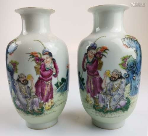 Pair Chinese Qing Dynasty Famille Rose Vases