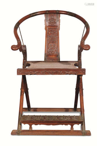 十八世纪 黄花梨寿字纹交椅