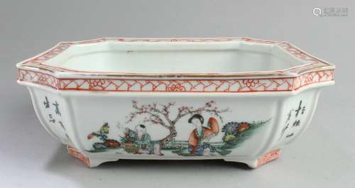 Chinese Rectangular Shpaed Porcelain Pot