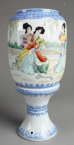 A Chinese Porcelain Lamp