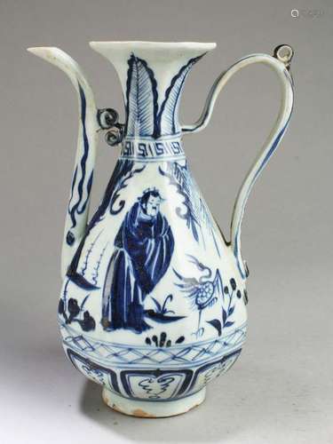 Chinese blue & White Ewer