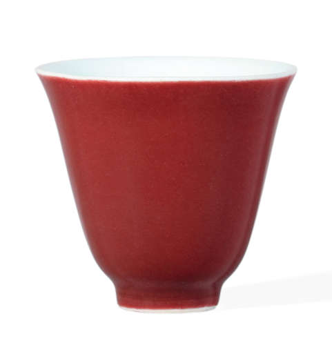 清乾隆 霁红釉铃铛杯