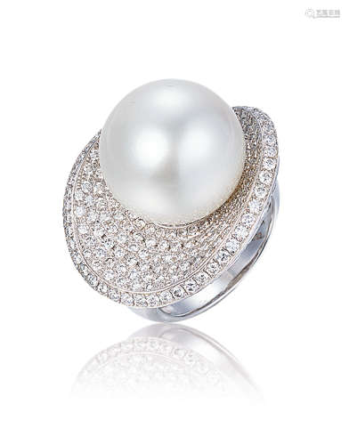 约15.6mm 养殖南洋白色珍珠配钻石戒指