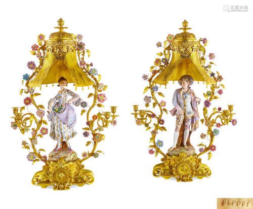 约1890-1900年 路易十六时期 铜鎏金陶瓷人偶烛台 （一对）