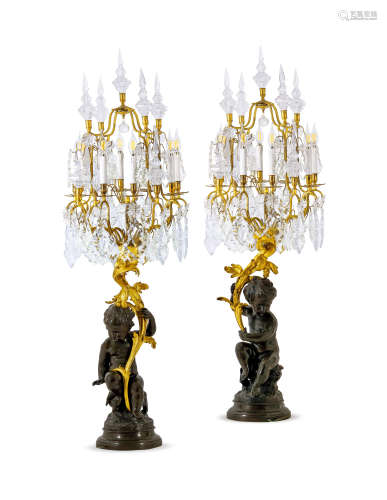 约1900年 法国巴黎 克洛迪昂 青铜造型鎏金和著色青铜人物切割水晶八只烛台 （一对）