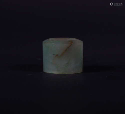 Jadeite finger in Qing Dynasty