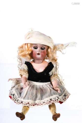 KAMMER & REINHARDT HALBIG BISQUE HEAD DOLL