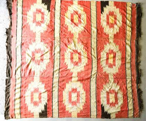 LARGE NATIVE AMERICAN BLANKET / RUG