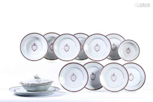 (14) PIECES of CHINESE EXPORT / PARTIAL DINNER SET