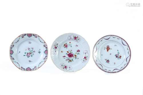 (3) (18th / 19th c) CHINESE EXPORT PLATES