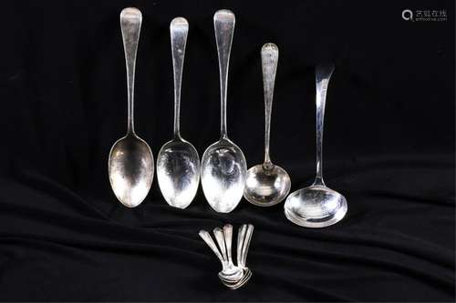 LOT OF FINE QUALITY SILVERPLATED SPOONS