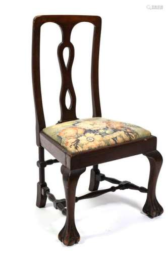 CHIPPENDALE STYLE MAHOGANY CHILD'S SIDE CHAIR