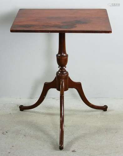 18thC CT Federal Cherry Candlestand