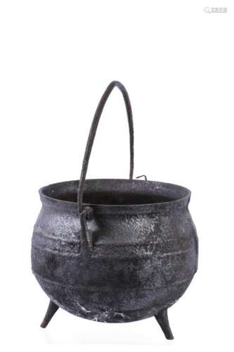 (19th c) CAST IRON POT with SWING HANDLE