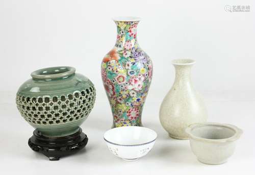 Group of Chinese Porcelain Items