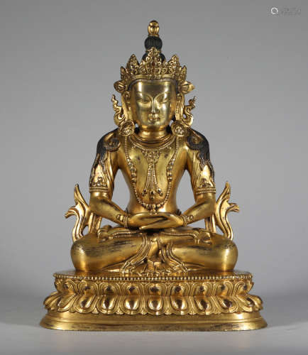 Copper gilded Longevity Buddha in the late 16th Century