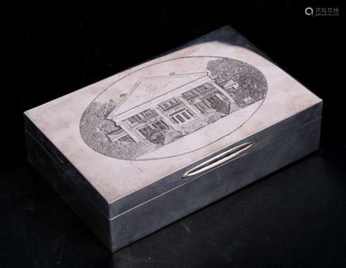 A silver table cigarette box, London 1959, the top engraved with a manor house, 17cms (6.75ins)