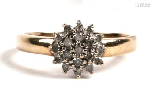 A 9ct gold and diamond cluster ring, stones totalling 0.25cts, 2.5g. Approx. UK size O.