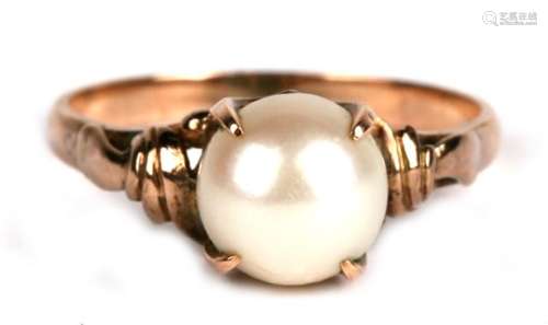 A 14ct gold ring set with a single pearl, approx UK size 'O'.