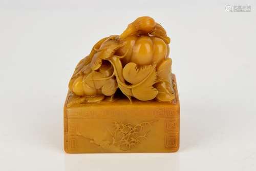 A Carved Tianhuang Seal