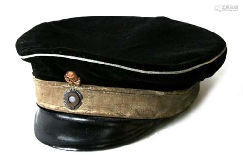 From a private collection, a WWI German Seebatallion black felt cap with wire support inside.