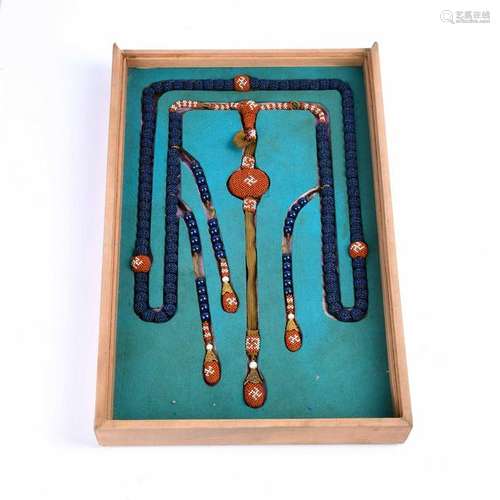 A Lapis Beaded Court Necklace