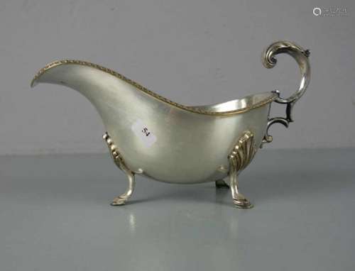 VERSILBERTE SAUCIERE / plated sauce boat, 1. H. 20. Jh., versilbertes Metall, England, unter dem