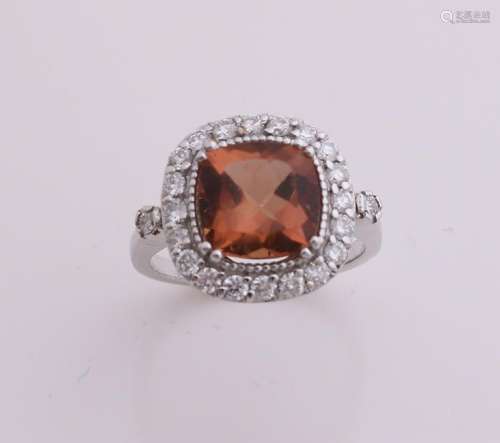 Beautiful gold ring, 585/000, with diamond, and