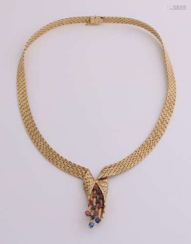 Yellow gold choker, 750/000, with ruby ??and sapphire.