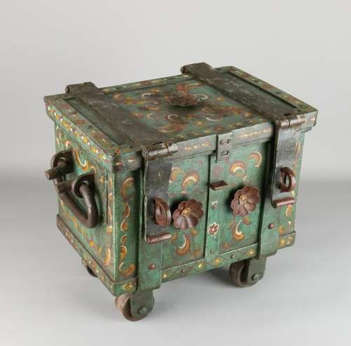 17th - 18th Century polychrome small iron cash box with