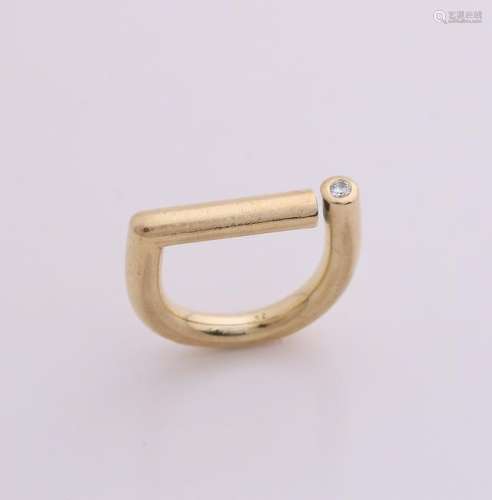 Tight yellow gold ring, 750/000, with diamond. Ring