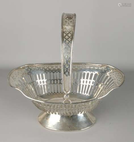 Beautiful silver hand cut handle basket, 925/000, oval