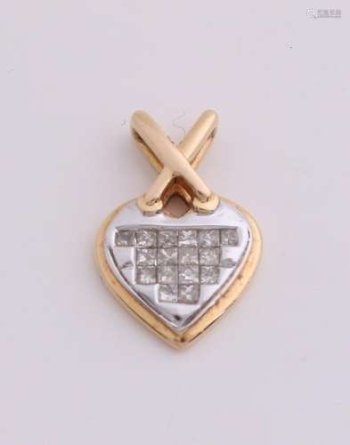 Yellow gold pendant, 750/000, with diamonds.