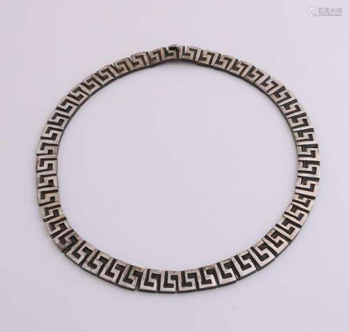 Silver necklace, 925/000, with meander link. Wide