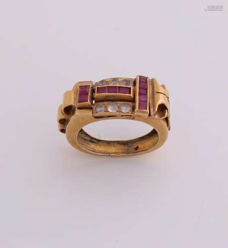 Yellow gold ring, 585/000, with ruby ??and zirconia.