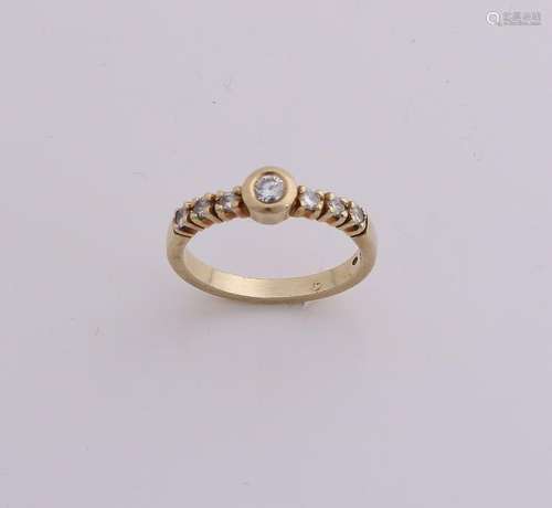 Yellow gold ring, 585/000, with diamond. With diamond