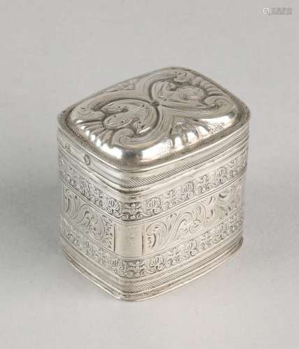 Antique silver 835/000 loderein box with floral decor