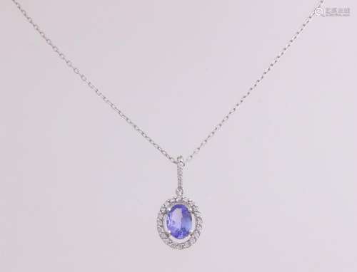White gold necklace, pendant and 585/000, 750/000, with
