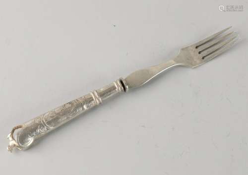 Silver fork, 833/000, with pistol grip. Small silver