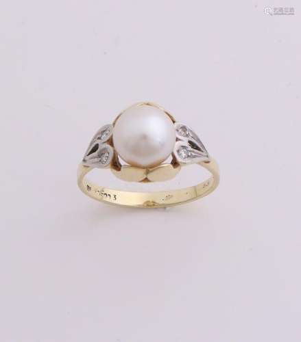 Yellow gold ring, 585/000, having a manufactured head