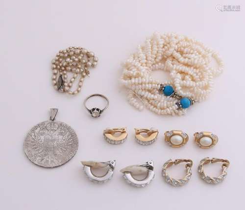 Lot jewelry with pearl necklace with freshwater pearls,